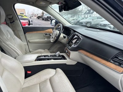 2020 Volvo XC90 Hybrid T8 Inscription